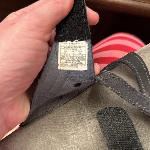 Merrell black and gray women’s sandals size 8 - Picture 5 of 5